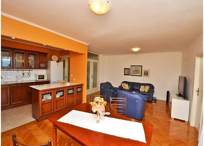 Appartement Laura Podstrana